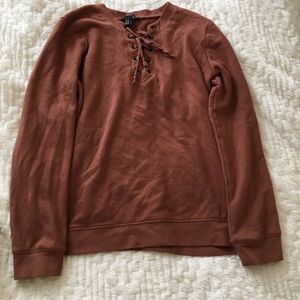 Long sleeve shirt/ hoodie